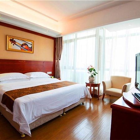 Vienna Hotel Shanghai Pudong Airport Huaxia Road מראה חיצוני תמונה