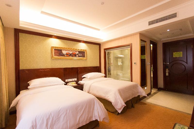 Vienna Hotel Shanghai Pudong Airport Huaxia Road מראה חיצוני תמונה